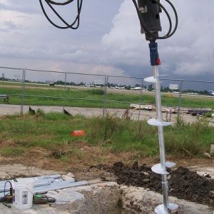 Installazione palo a vite discontinua