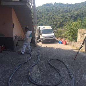 Iniezione di resine espandenti a Genova