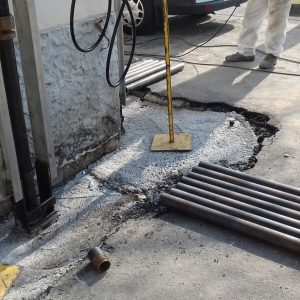 Consolidamento fondazioni chiesa micropali precaricati