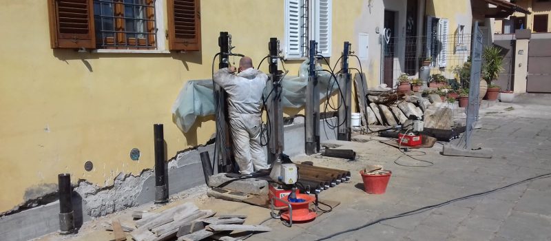 Martinetti idraulici pali precaricati - img-20190320-wa0023 Martinetti idraulici per realizzazione di pali precaricati