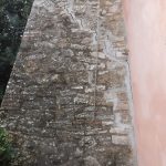 Consolidamento fondazioni villa - Crepe nei muri