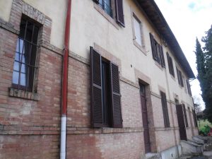 Consolidamento fondazioni scuola a Siena