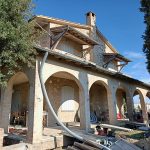 Pali precaricati per consolidamento porticato